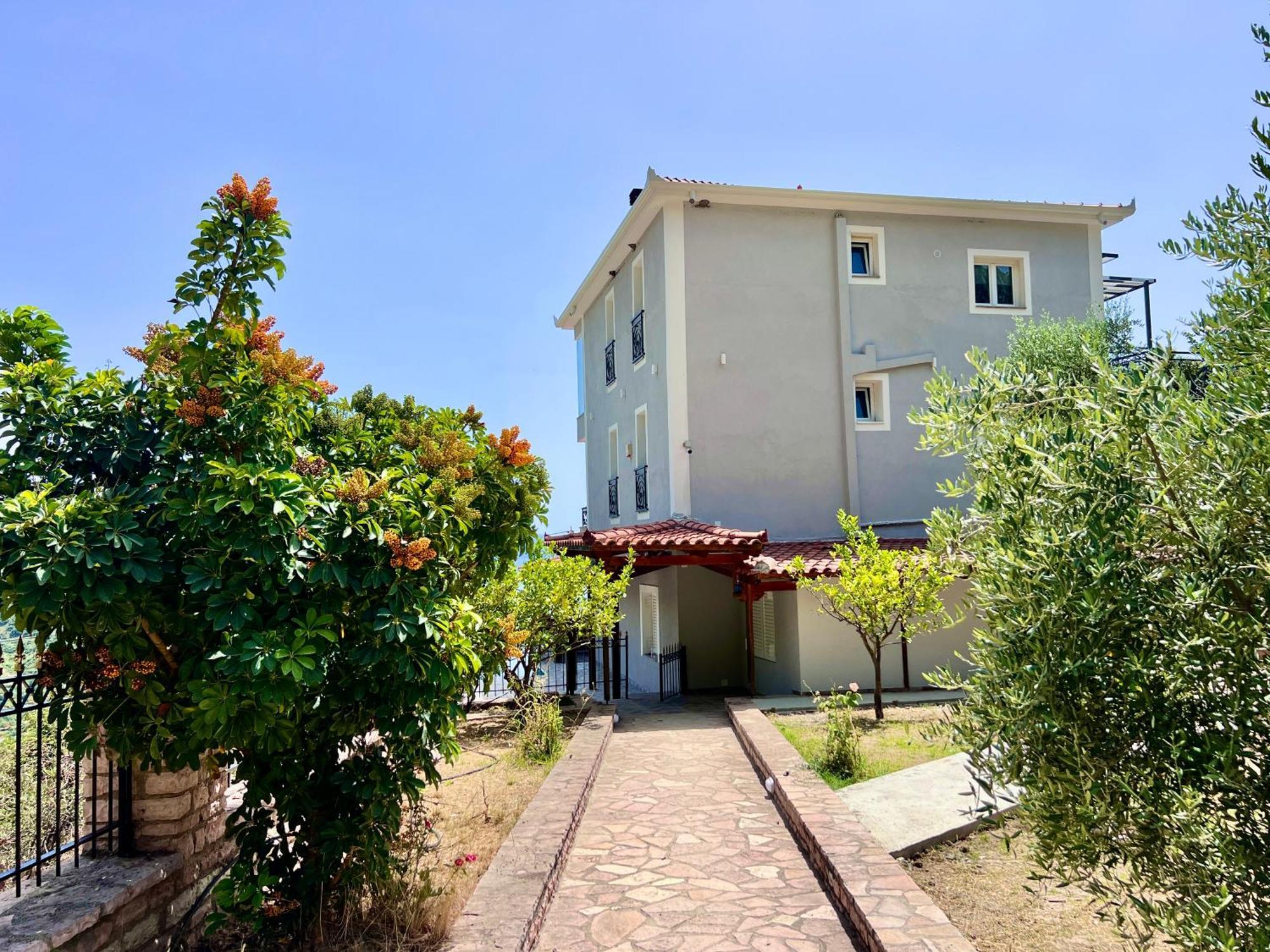 Vila Elezi Piqeras Borsh Exterior photo